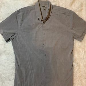gray express button down